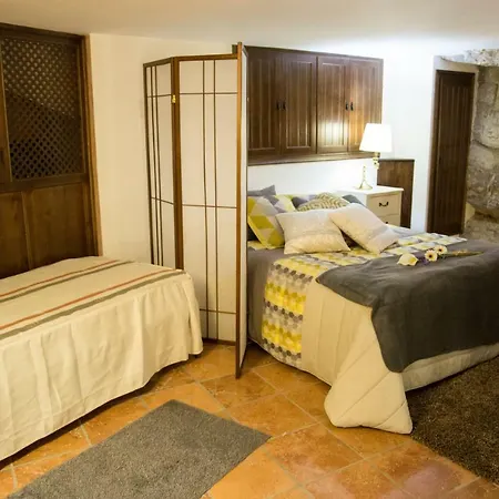 Апартаменты Casa De La Roca *